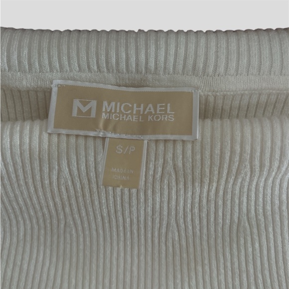 Michal Kors Stretched Wool Turtleneck - Picture 3 of 4